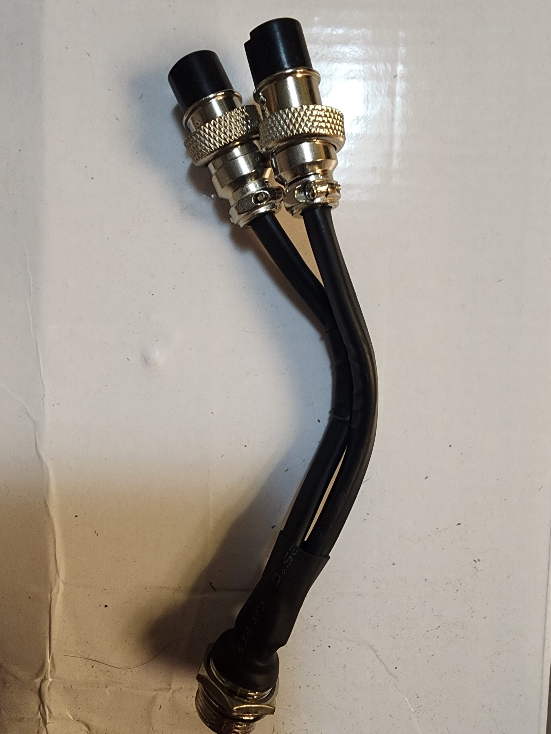 Scooter Charger Splitter (GX16-3)