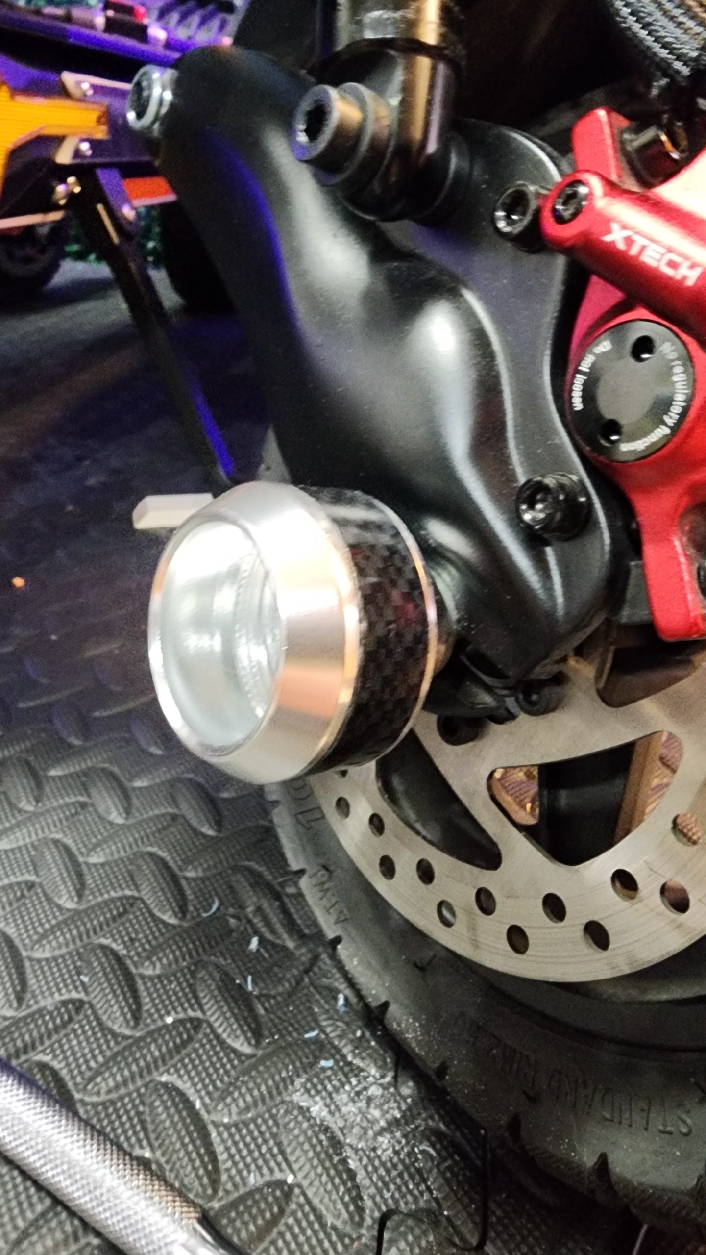 Stylish Lug Nut Covers (4 pack) image 3