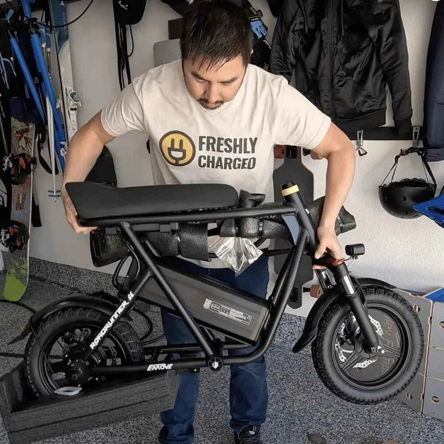 EMOVE RoadRunner SE Ultra Light-Weight Seated Electric Scooter Bike
